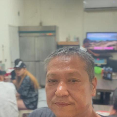 提供小貨車服務的專家陳世長