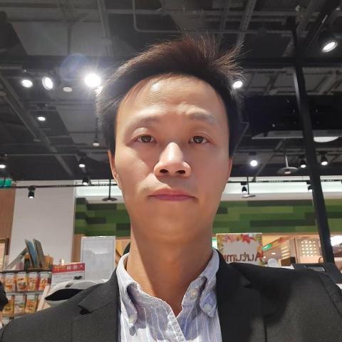 提供托運服務的專家小曹