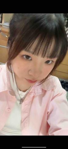劉亭萱 Yui 劉亭萱 Yui