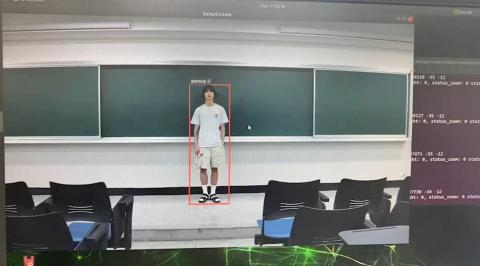豪哥資訊工作室 - AI人像追蹤IP CAM: 1. jetson nano
2. AI人像追蹤
3. 20 FPS