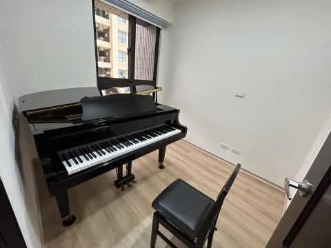 陳涵妮 - 上課地點：八德區