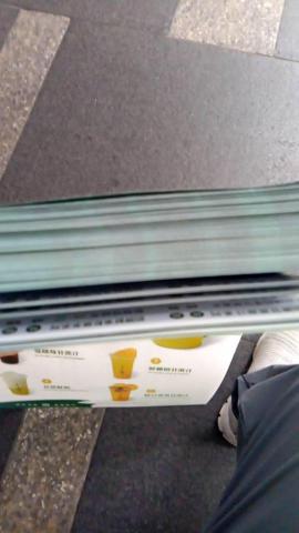 發傳單 - 飲料店的傳單