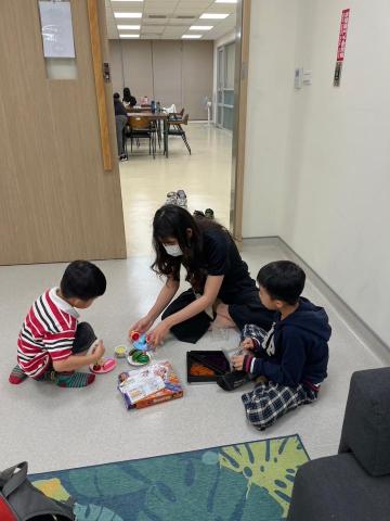 李家寧 - 家立立基金會 喘息服務