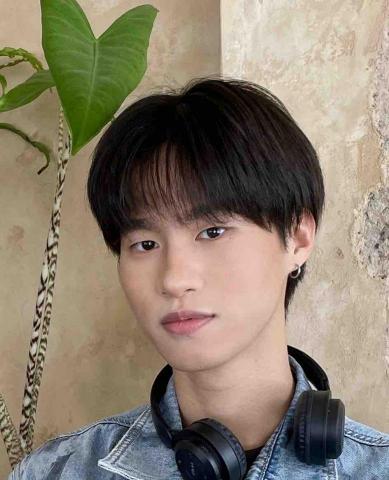 鄒亞哲 鄒亞哲