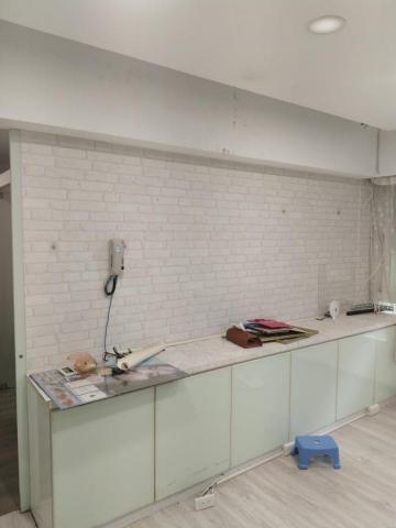 潘弘毅 - 磚牆壁紙