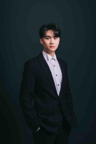 提供代理教師服務的專家葉宸佑