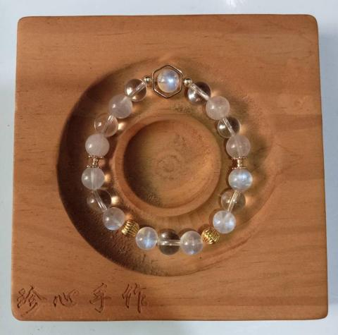 洪文隆 - 客製化水晶配置