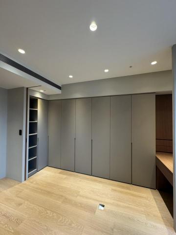 礽研系統家具 / 客製化系統櫃 - 主臥衣櫃