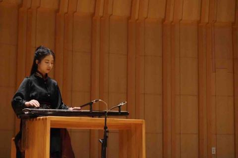 洪子媛 -  洪子媛 -