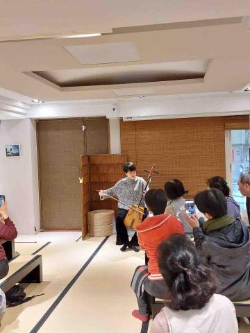 品臻音樂教室/琵琶、二胡、馬頭琴/陳家茵老師 - 家茵老師馬頭琴演奏雅集