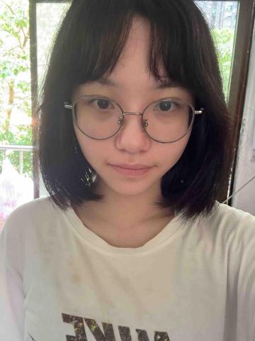 提供114服務的專家林依岑