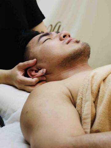 The One Spa - 頭部按摩