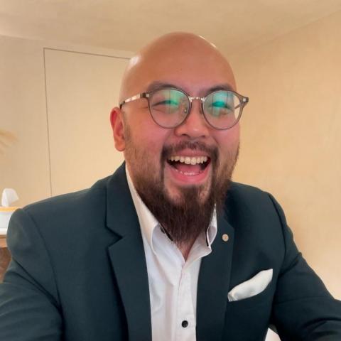 提供品酒課程威士忌服務的專家陳塏延Tomas