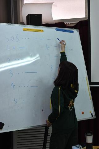 沐恩 - 童軍 星象 自然生態 急救 歷史演變 以及摩斯密碼的講師