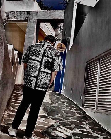 提供加入外送服務的專家鄭諺廷