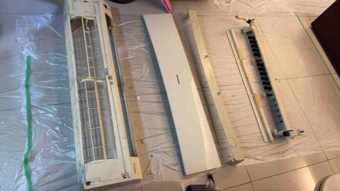 簡子昂 - 國際牌拆到下巴