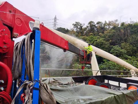 捌號工程 - 拱橋外觀高壓清洗
