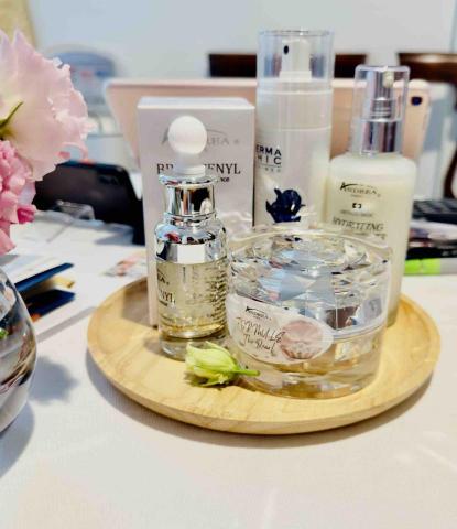 愛淇美mekie 產品服務/做臉 - 補水保濕淨白