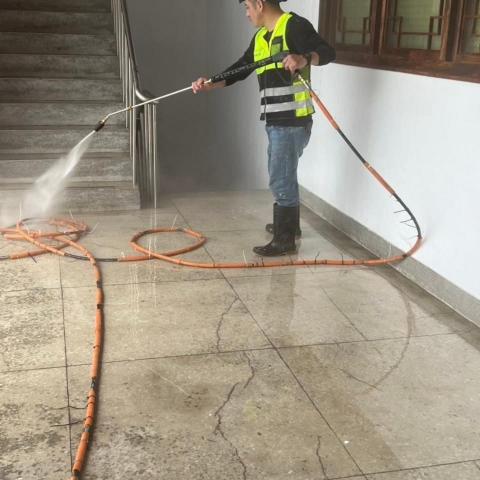 捌號工程 - 磨石子地高壓清洗