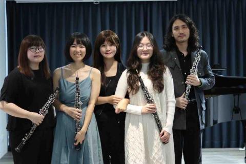 尤怡婷 -  尤怡婷 -