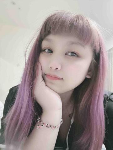 提供美髮服務的專家黃茹