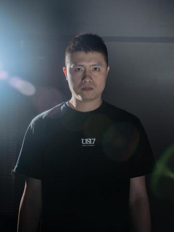 提供按摩機服務的專家Tyler Lu