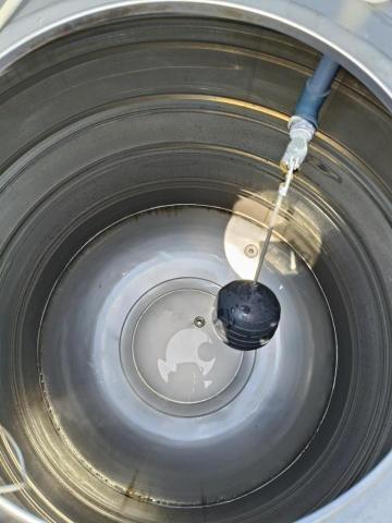 瑋成水電裝修工作室 - 施工後：水塔清洗完成