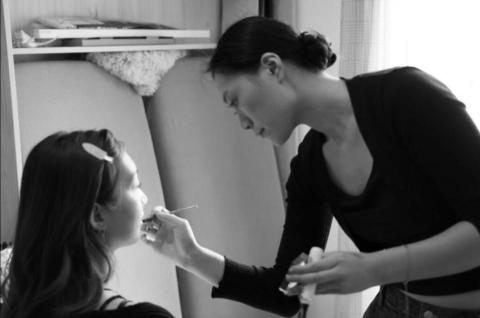 JEN Makeup - Backstage 