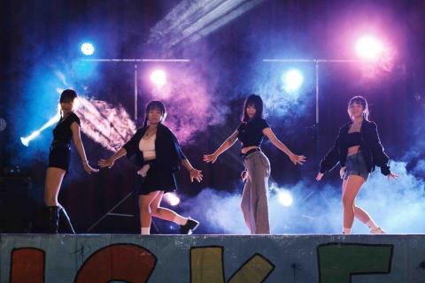 森響聲光 - UC社慶大成功
友介場硬體統籌
—————————————————————
⚠️主要音響服務類別⚠️
 ➊ 校園•廟會活動
 ➋ 饒舌•歌唱比賽
 ➌ 營火晚會•迎新活動
 ➍ 團慶•社慶•成果發表
 ➎ 畢業典禮•運動會•園遊會
 ➏ 露營晚會•童軍工程營
 ➐ 性別趴煙火•廟會煙火
⚜️｜森響聲光｜⚜️
 #森響聲光