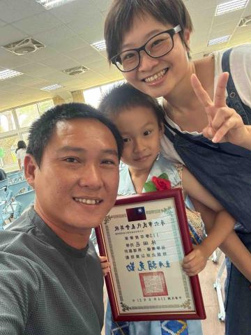 提供浴缸服務的專家林荻淵