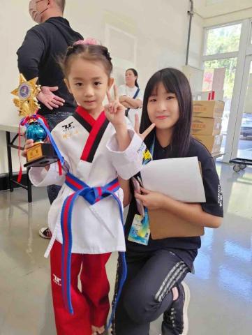 紫晴 - 帶領孩子們征戰各種比賽