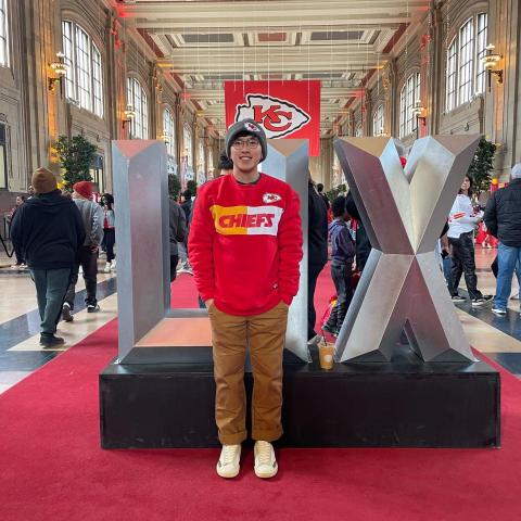 提供兒童體操服務的專家Pang Wang