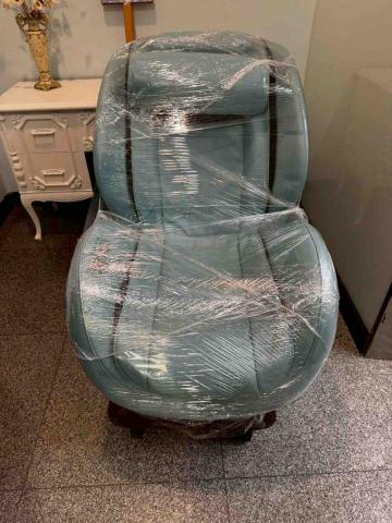 Jo將精緻搬家貨運 - 七堵教會- 按摩椅 膠膜保護 Jo將精緻搬家貨運 - 七堵教會- 按摩椅 膠膜保護