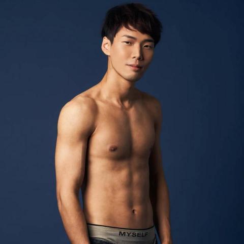 提供中壢按摩服務的專家James