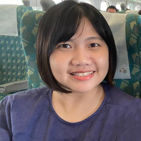 提供彰化英文服務的專家吳佩蓉