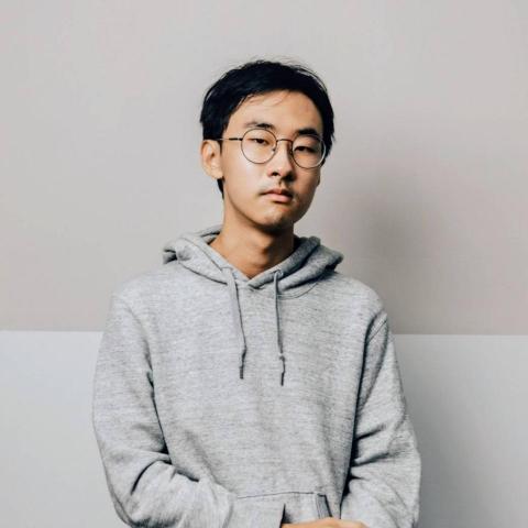 提供相機街服務的專家文及均