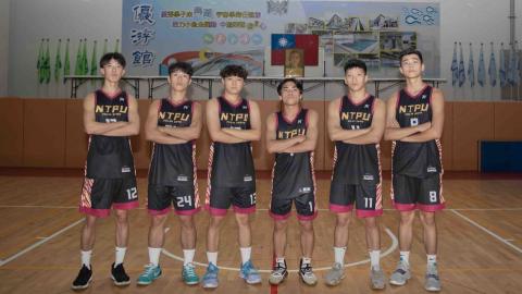 丁致中🏀 - 臺北大學 一般組男籃 形象照