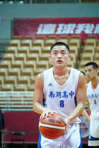 江政恩 - HBL甲一級