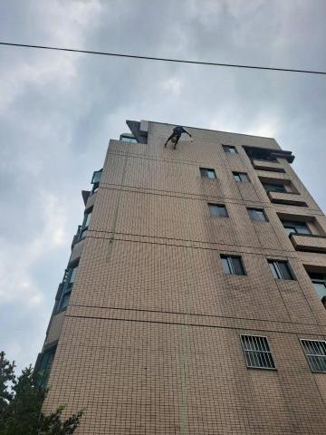 嵐玥工程 - 蜘蛛人外牆修繕