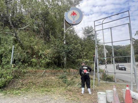 阿龍割草團隊 - 