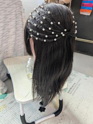 雯雯彩粧師 - 針線串珠辮髮