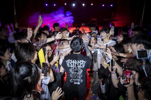 安德魯 - 宜蘭大學神農祭 謝和弦