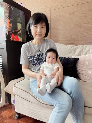 媽咪貝比MamyBaby - ✍️【 文山區的優秀月嫂 北部129號號李阿姨 】 
溫和、專業、素質好、有愛心的李阿姨,值得您詳談。
文靜溫柔的月嫂,相處起來非常輕鬆沒壓力,但做事跟照顧寶寶又很拿手,這是許多產婦對李阿姨的印象喔, 媽咪貝比MamyBaby - ✍️【 文山區的優秀月嫂 北部129號號李阿姨 】 
溫和、專業、素質好、有愛心的李阿姨,值得您詳談。
文靜溫柔的月嫂,相處起來非常輕鬆沒壓力,但做事跟照顧寶寶又很拿手,這是許多產婦對李阿姨的印象喔,