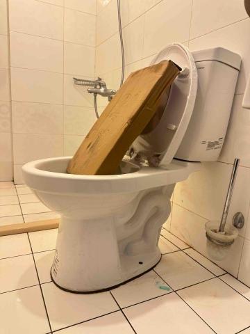 鉌翌水電工程行 - 馬桶更換