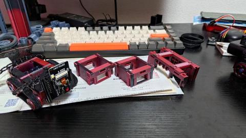 毛毛雨 - 無螺絲小型探索車框架