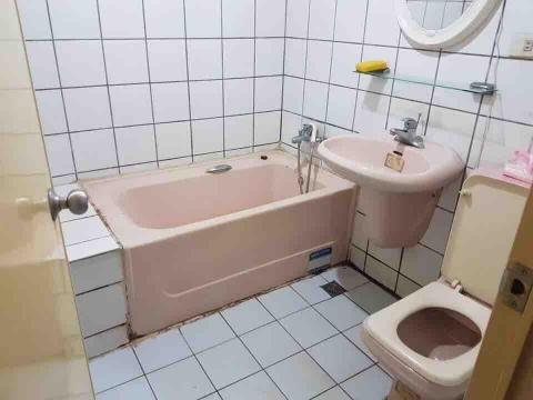 允砌工程行張先生 - 浴室裝修前