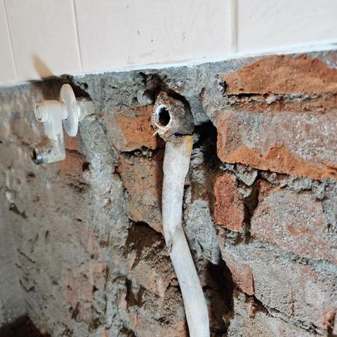 穩妥當抓漏工程行 - 