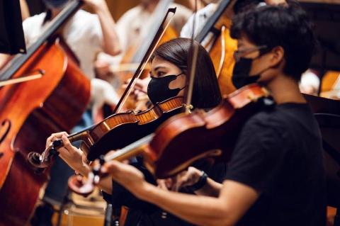 呂紀諠 - 長榮交響樂團彩排