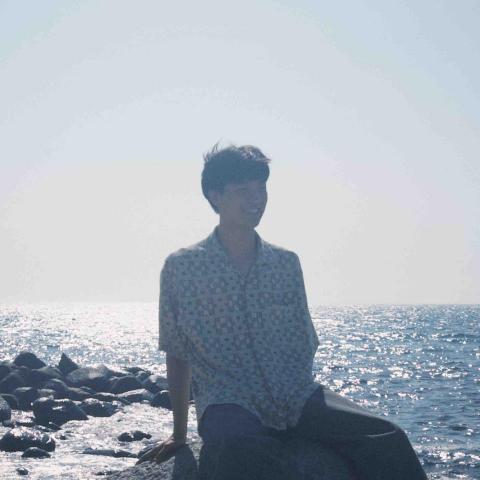 提供低壓灌注教學服務的專家何羿昕