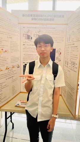 提供工作服台中服務的專家賴胤豐